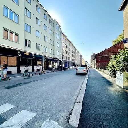 Self Check-in Cozy Studio Near Kamppi Metro, Hietaranta Beach! Apartment Helsinki