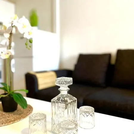 Self Check-in Cozy Studio Near Kamppi Metro, Hietaranta Beach! Apartment *