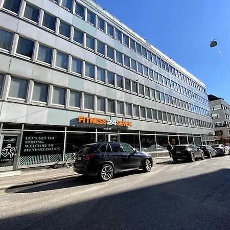 Self Check-in Cozy Studio Near Kamppi Metro, Hietaranta Beach! דירה