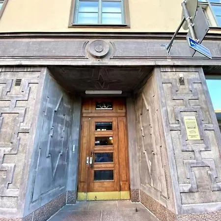 Self Check-in Cozy Studio Near Kamppi Metro, Hietaranta Beach! הלסינקי
