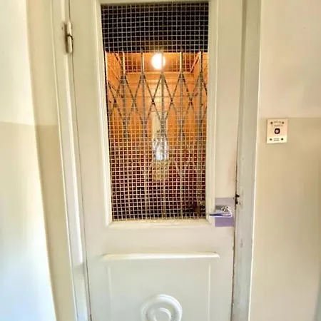 Self Check-in Cozy Studio Near Kamppi Metro, Hietaranta Beach! *