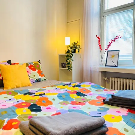 Self Check-in Cozy Studio Near Kamppi Metro, Hietaranta Beach! Apartment *